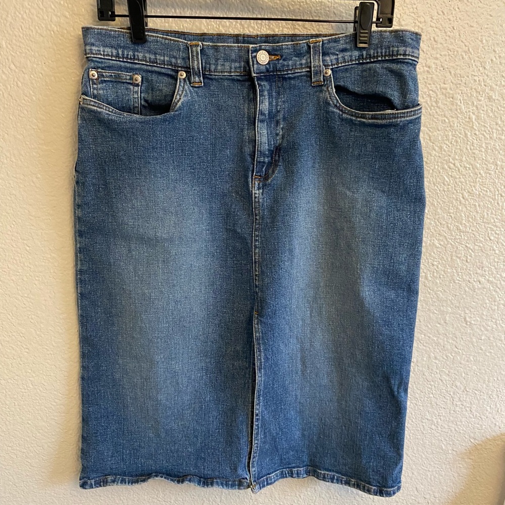 Old Navy Mid Rise Denim Skirt Size 8